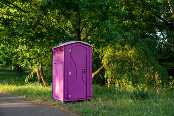 Best Portable restroom trailer rental  in Lookout Mountain, AL